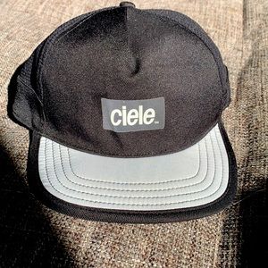 Ciele reflective coolwick hat